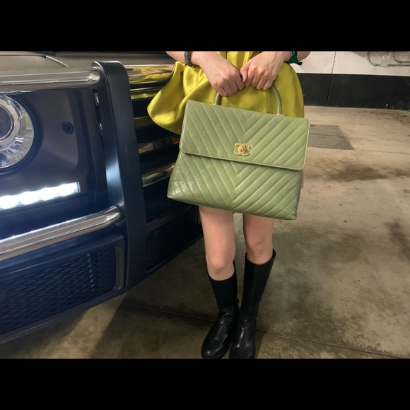 Chanel Coco Handle bag Maxi - Picture 2 of 7